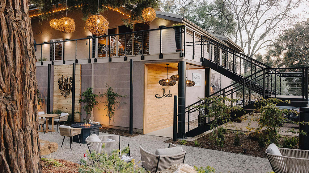 View of deck and outdoor tasting area at Jada Vineyard